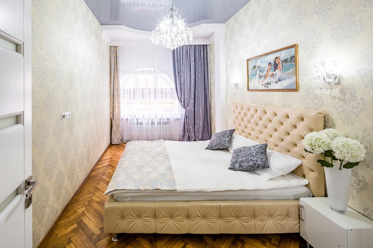 Designer apartment! Lviv Buitenkant foto